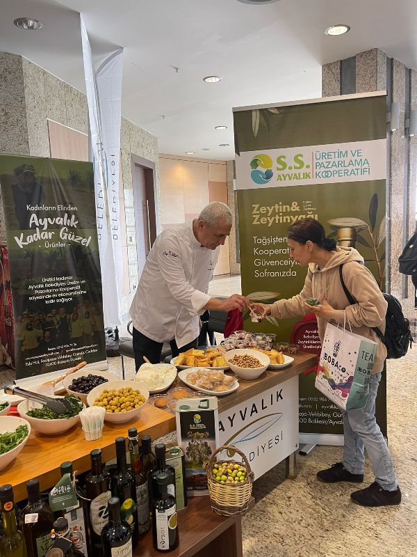 AYVALIK MUTFAĞI GASTROMASA GASTRONOMİ KONFERANSI’NDA (1)