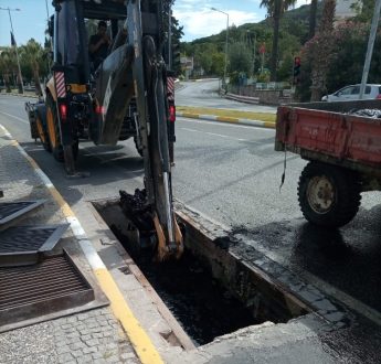AYVALIK’TA KIŞ HAZIRLIKLARI TAMAMLANDI, EKİPLER OLUŞABİLECEK OLUMSUZLUKLARA KARŞI TEYAKKUZDA (1)