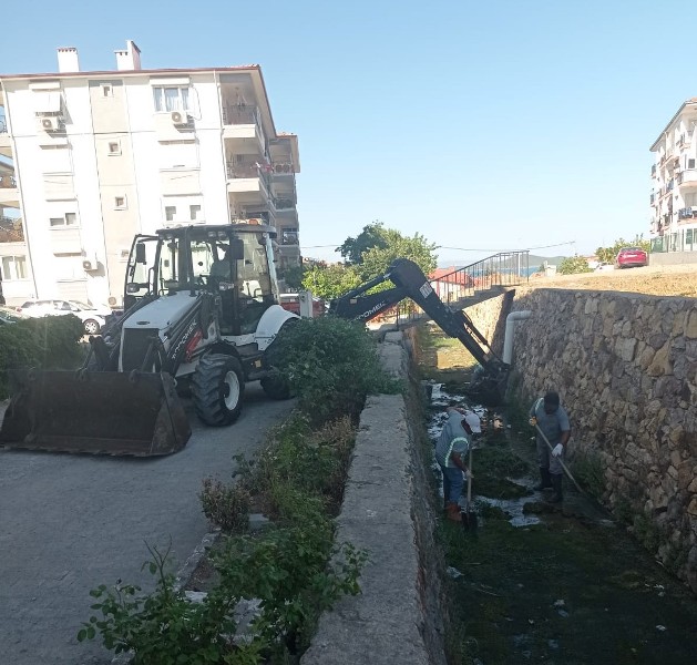 AYVALIKTA-KIS-HAZIRLIKLARI-TAMAMLANDI-EKIPLER-OLUSABILECEK-OLUMSUZLUKLARA-KARSI-TEYAKKUZDA-7 AYVALIK’TA KIŞ HAZIRLIKLARI TAMAMLANDI