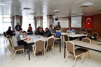 AYVALIK’TA ZEYTİNİN GELECEĞİ TASARLANDI (10)