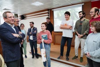 AYVALIKTA-ZEYTININ-GELECEGI-TASARLANDI-2-345x231 AYVALIK’TA ZEYTİNİN GELECEĞİ TASARLANDI