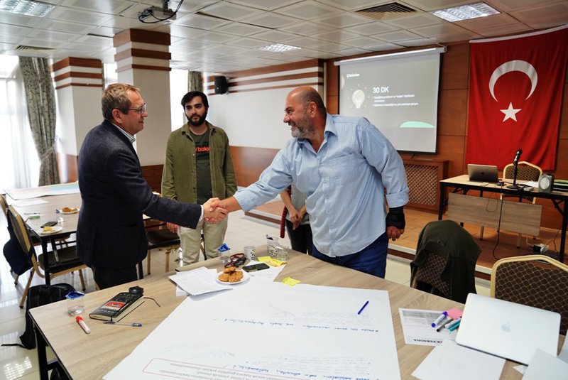 AYVALIKTA-ZEYTININ-GELECEGI-TASARLANDI-9 AYVALIK’TA ZEYTİNİN GELECEĞİ TASARLANDI