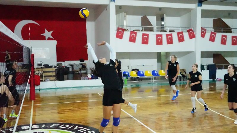 Altınoluk Voleybol (6)