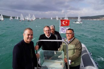 YELKEN YARIŞLARI TÜRKİYE ŞAMPİYONASI AYVALIK’TA (1)