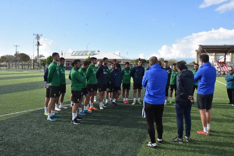 edremitspor-antrenman-5 Edro, Seri Yakalamak İstiyor