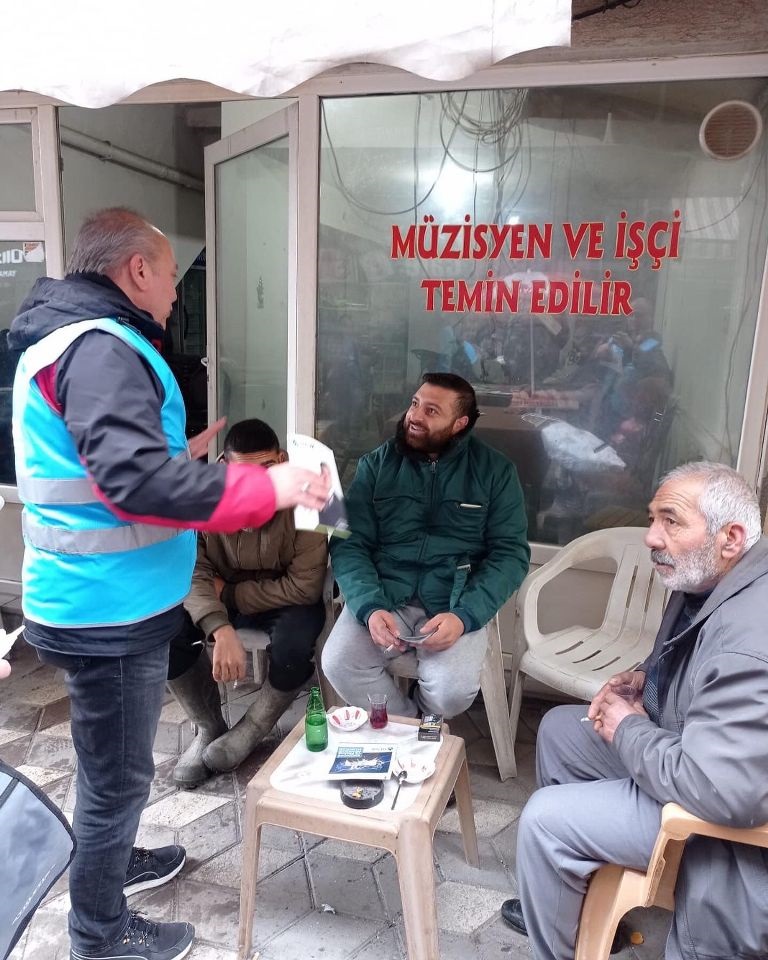 1 DEVA ERDEK MAVİ YELEKLERİYLE SAHADA