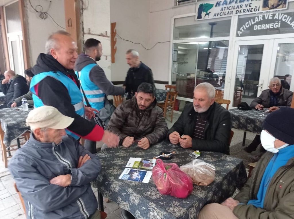 7-1 DEVA ERDEK MAVİ YELEKLERİYLE SAHADA