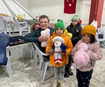 Başkan Arslan, deprem bölgesi (10)