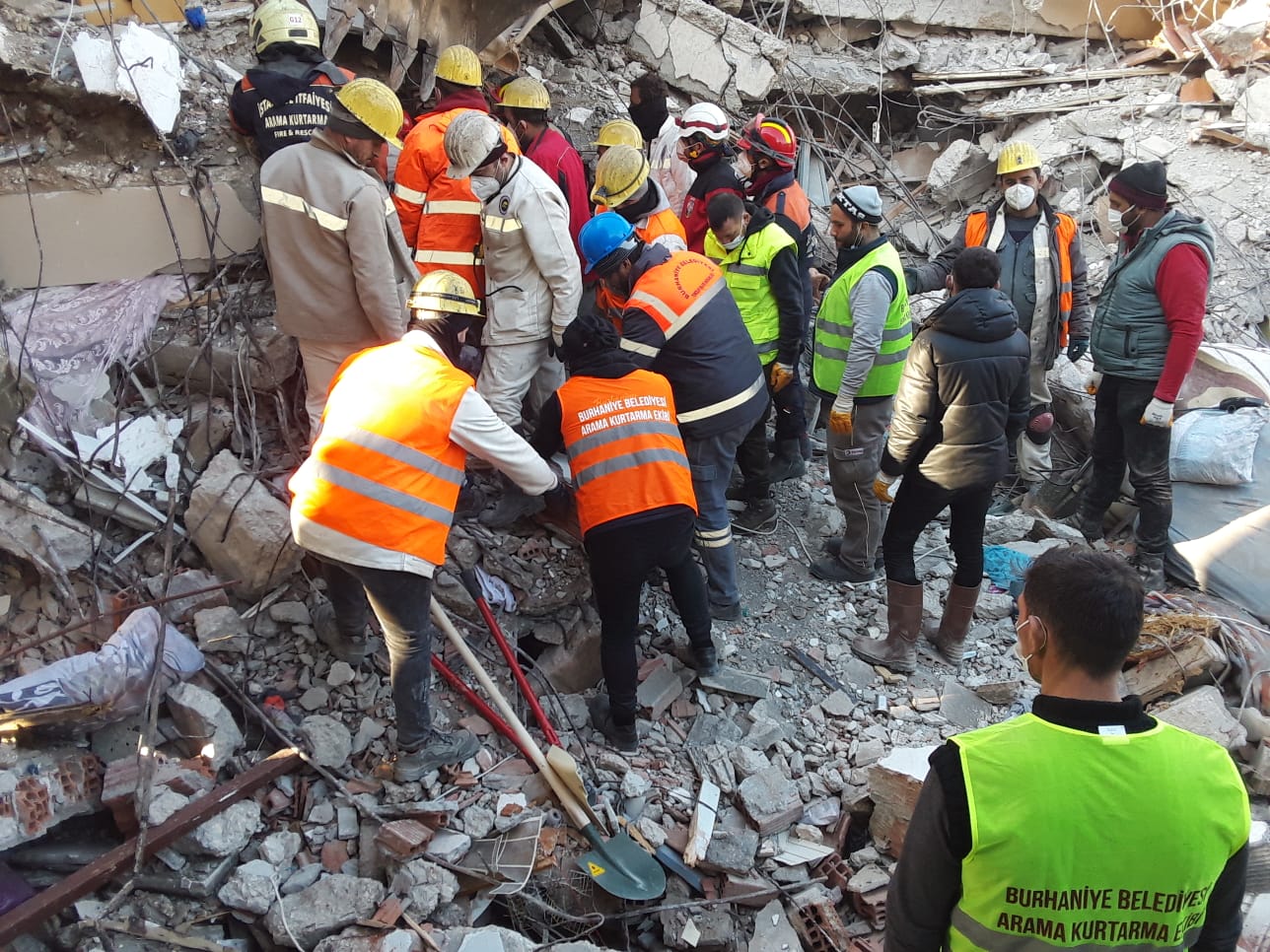 FYAO5925 BURHANİYE TEK YÜREK OLDU