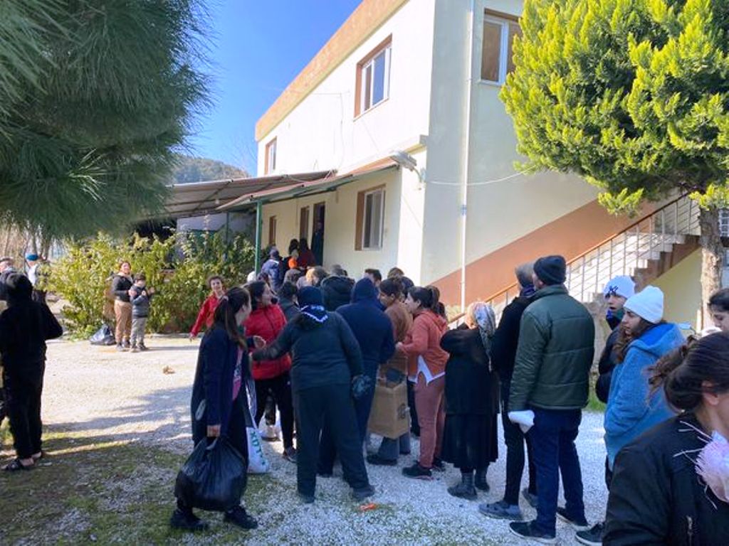 yardım dağıtımı (4)