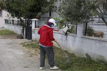 TIRPAN VE TEMİZLİK ÇALIŞMALARI SÜRÜYOR (2)