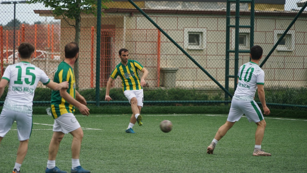 mahalle-ligi-3 EDREMİT MAHALLE LİGİNDE YARI FİNAL YOLUNDA