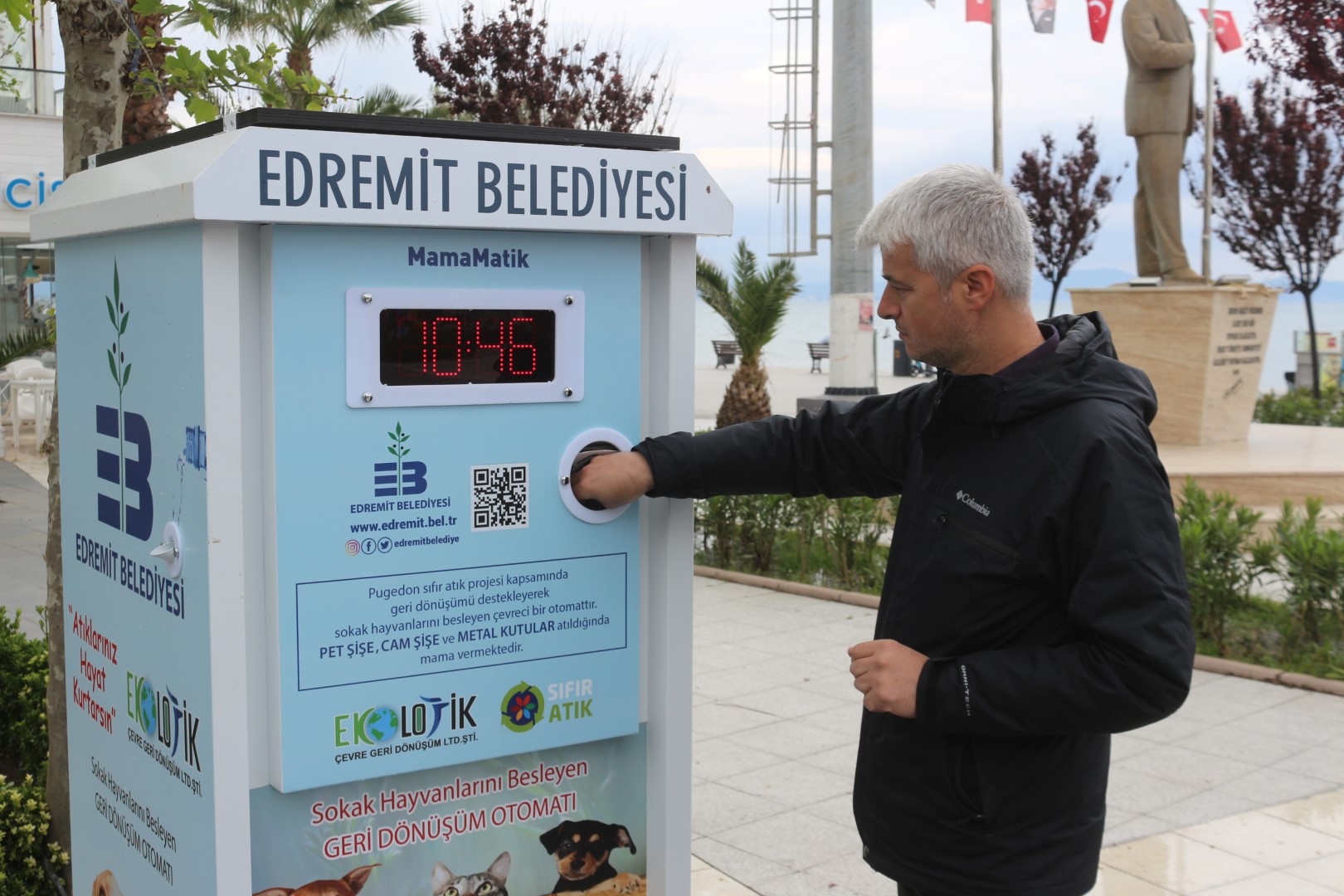 mamamatik-2 ATIKLARINIZ SOKAK HAYVANLARINA CAN OLSUN