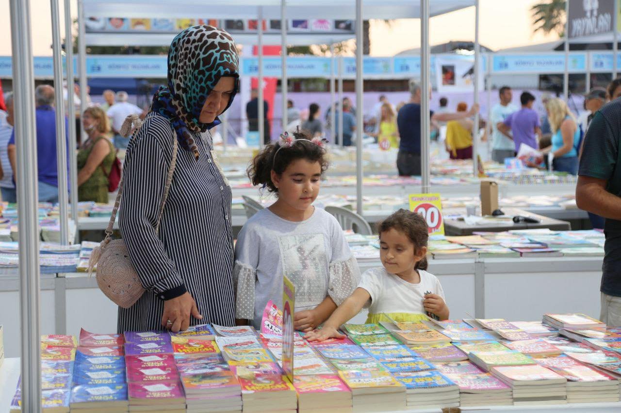 arsiv-4 6. Edremit Kitap Fuarı 14 Ağustos’ta Başlıyor!