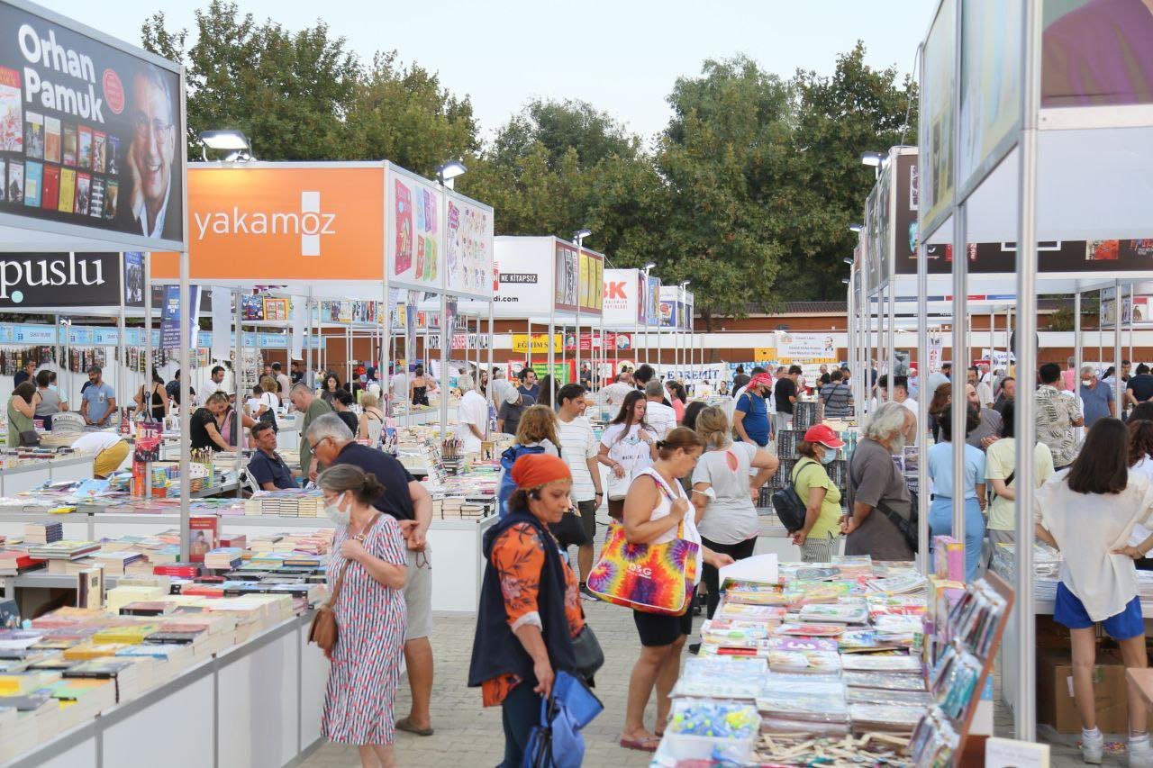 arsiv-5 6. Edremit Kitap Fuarı 14 Ağustos’ta Başlıyor!