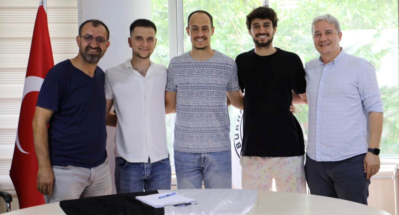 burhaniye-belediyespor-4 BURHANİYE BELEDİYESPOR İÇ TRANSFER HAREKATI