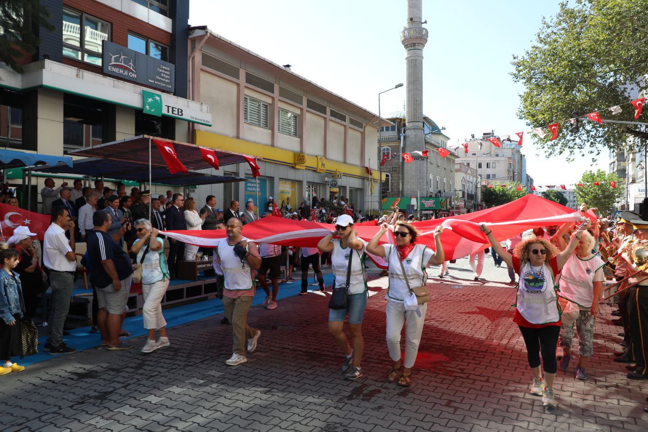 9-eylul-programi-17 ESARETTEN ÖZGÜRLÜĞE 101. YIL