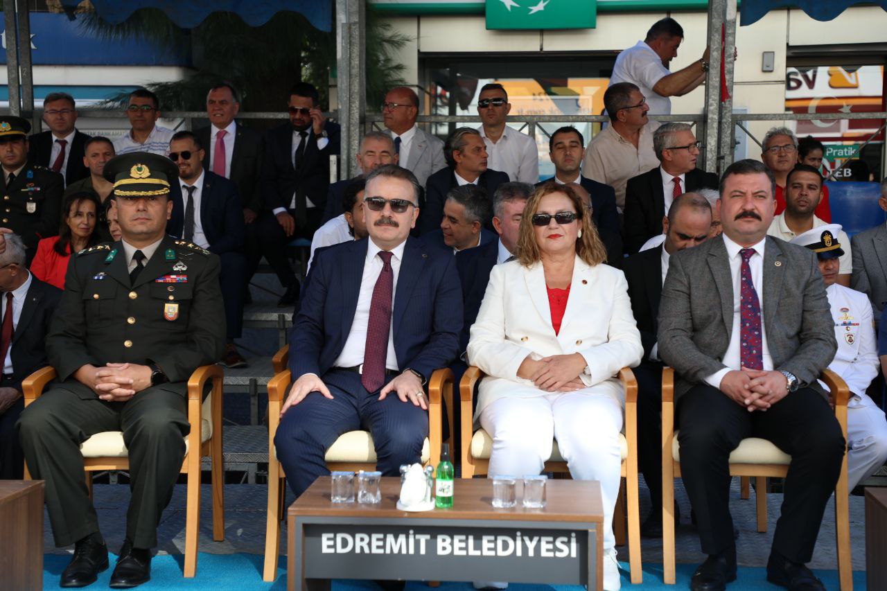 9-eylul-programi-5 ESARETTEN ÖZGÜRLÜĞE 101. YIL