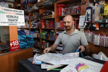 Edremit Belediyesi'nden Kırtasiye Yardımı (5)