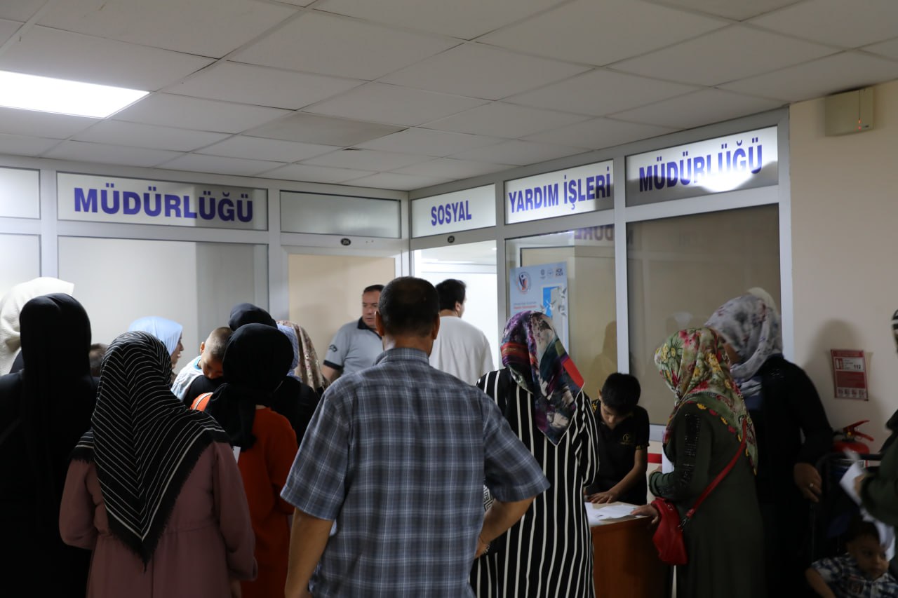 Edremit-Belediyesinden-Kirtasiye-Yardimi Edremit Belediyesinden Kırtasiye Yardımı