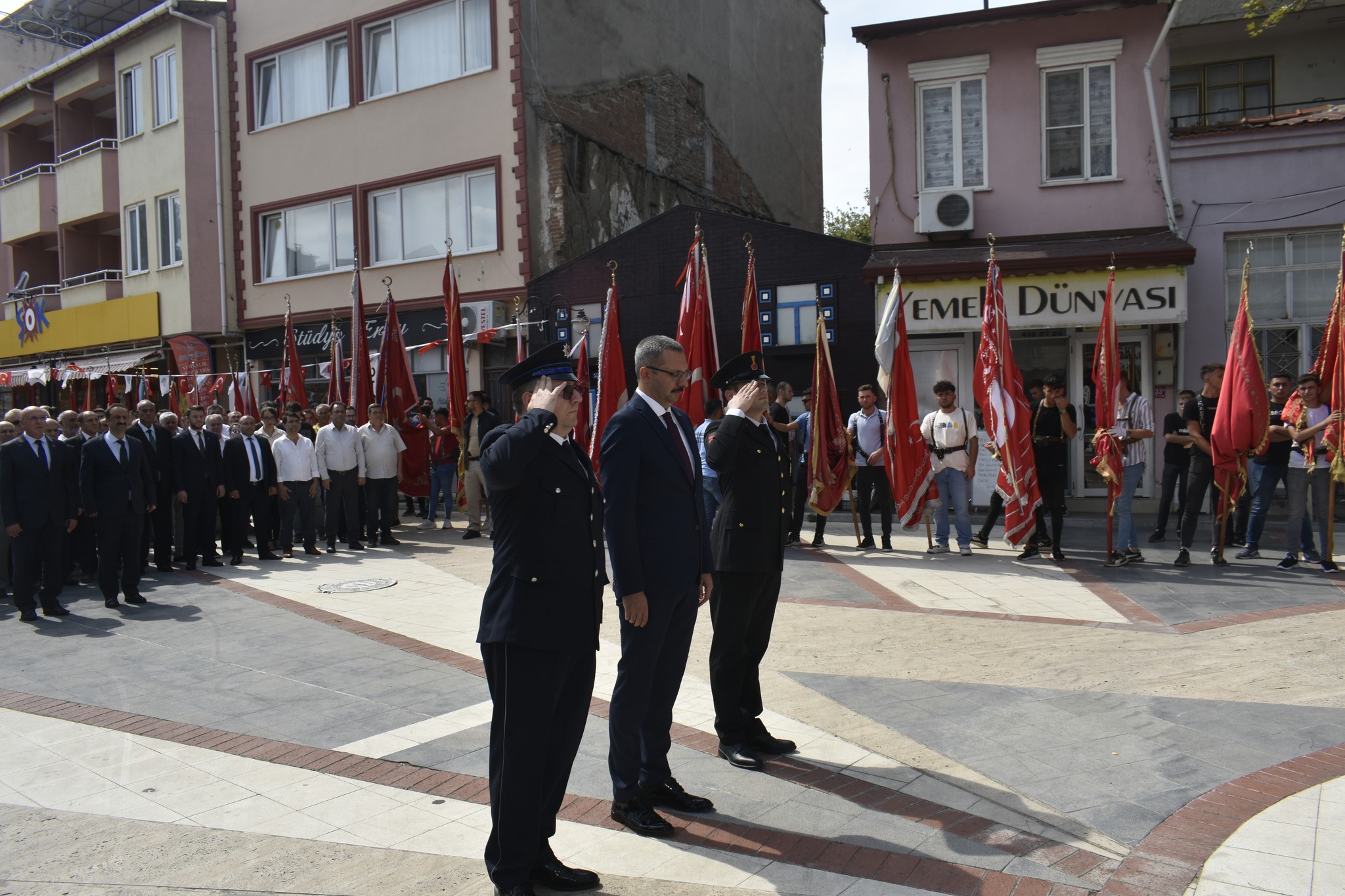 kurtulus-12 Havran'ın Efelerine de Zeybek Fena Yakıştı Yani