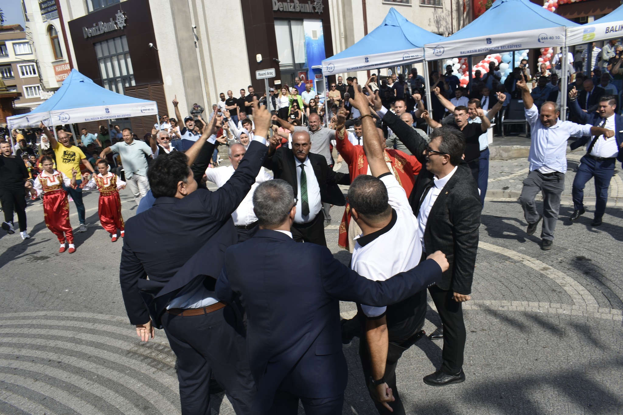 kurtulus-3 Havran'ın Efelerine de Zeybek Fena Yakıştı Yani