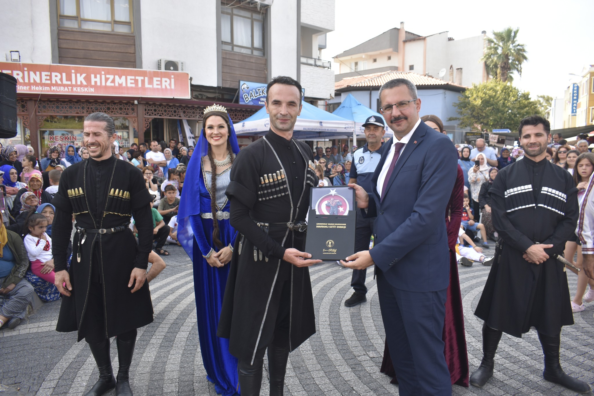 kurtulus-32 Havran'ın Efelerine de Zeybek Fena Yakıştı Yani