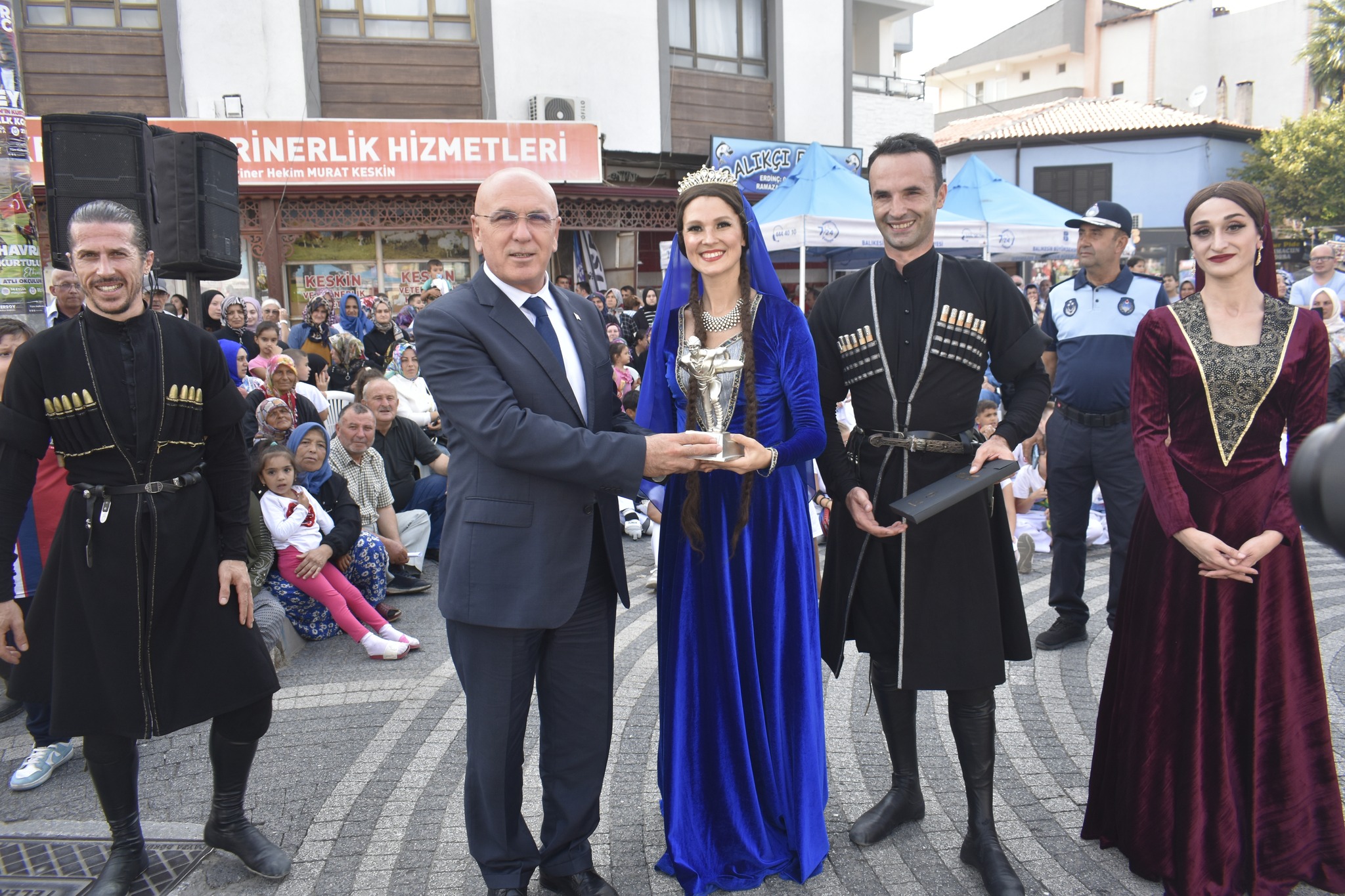 kurtulus-34 Havran'ın Efelerine de Zeybek Fena Yakıştı Yani