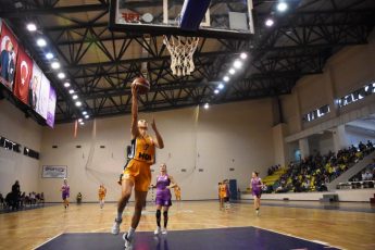 Gürespor 6_da 6 yaptı (2)