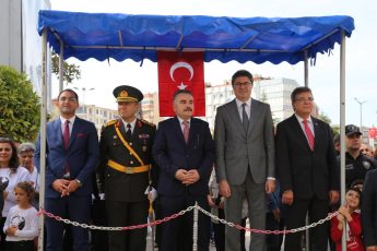 photo_2023-10-29_13-31-53-345x230 Edremit’te Cumhuriyet’in 100. Yılı coşkuyla kutlandı