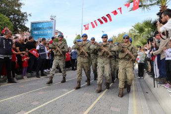 photo_2023-10-29_13-32-00-345x230 Edremit’te Cumhuriyet’in 100. Yılı coşkuyla kutlandı