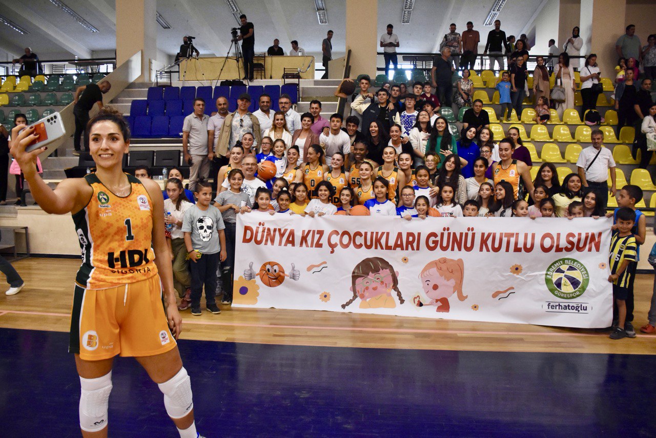 photo_5861840527895412511_y Gürespor kayıpsız yoluna devam ediyor