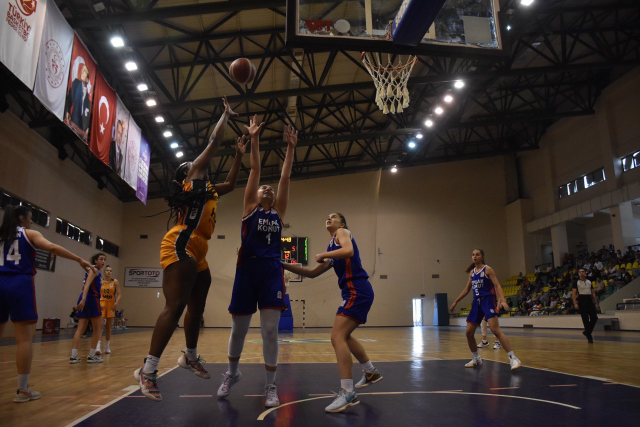 photo_5861964154234061106_y Gürespor kayıpsız yoluna devam ediyor