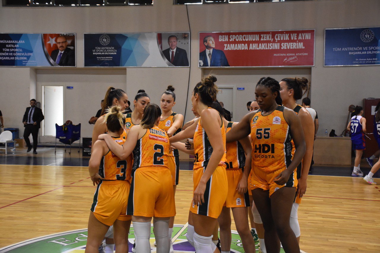 photo_5861964154234061130_y Gürespor kayıpsız yoluna devam ediyor