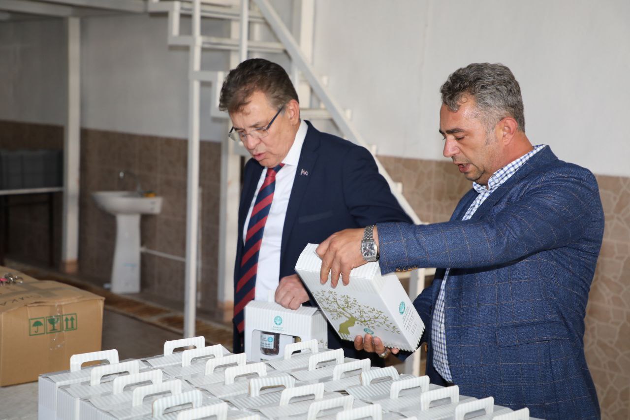 Edremit-Belediyesinden-zeytine-buyuk-destek-3 Edremit Belediyesinden zeytine büyük destek