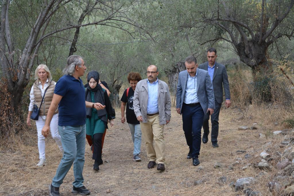 WhatsApp-Image-2023-11-04-at-18.54.16-2 VALİ USTAOĞLU, ANTANDROS ANTİK KENTİ KAZI ALANINI ZİYARET ETTİ