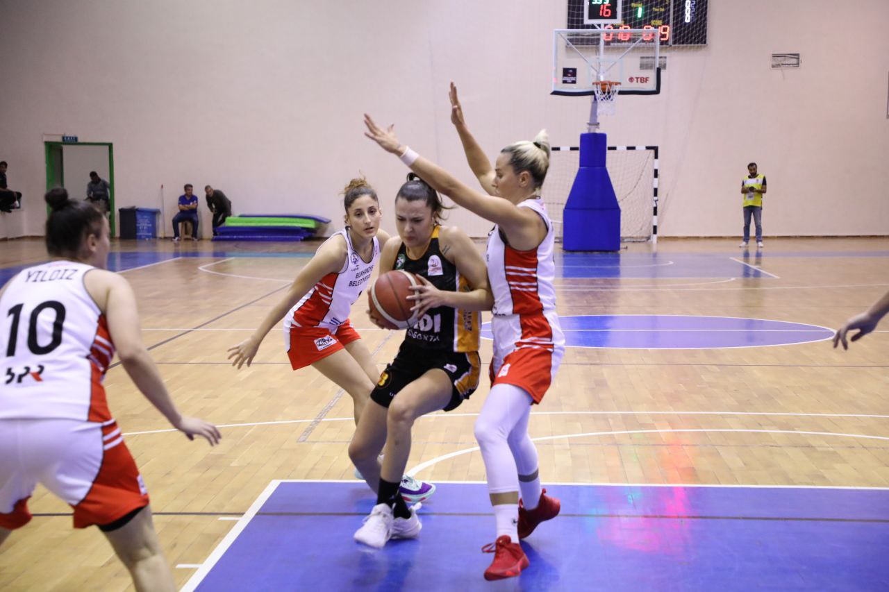 photo_2023-10-29_18-05-42 Gürespor emin adımlarla ilerliyor