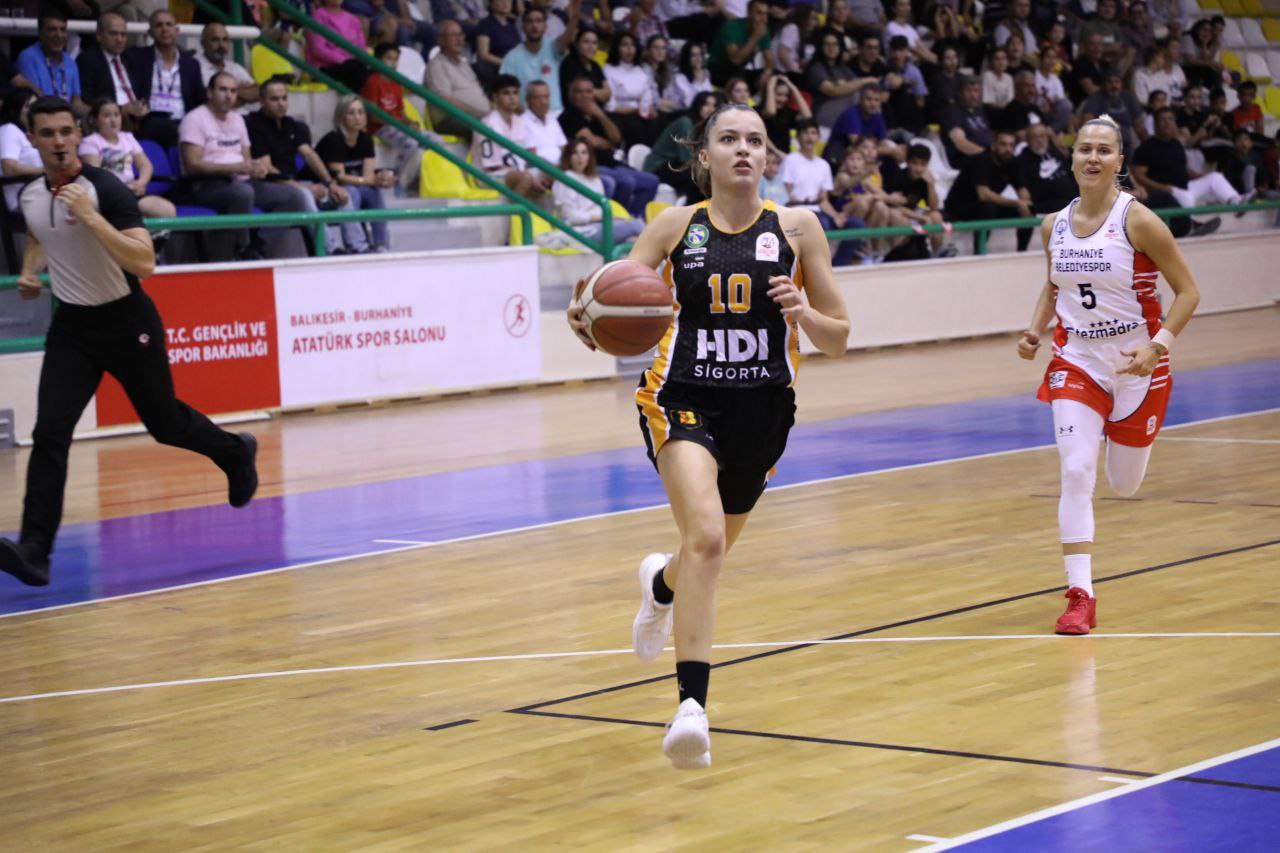 photo_2023-10-29_18-05-51 Gürespor emin adımlarla ilerliyor