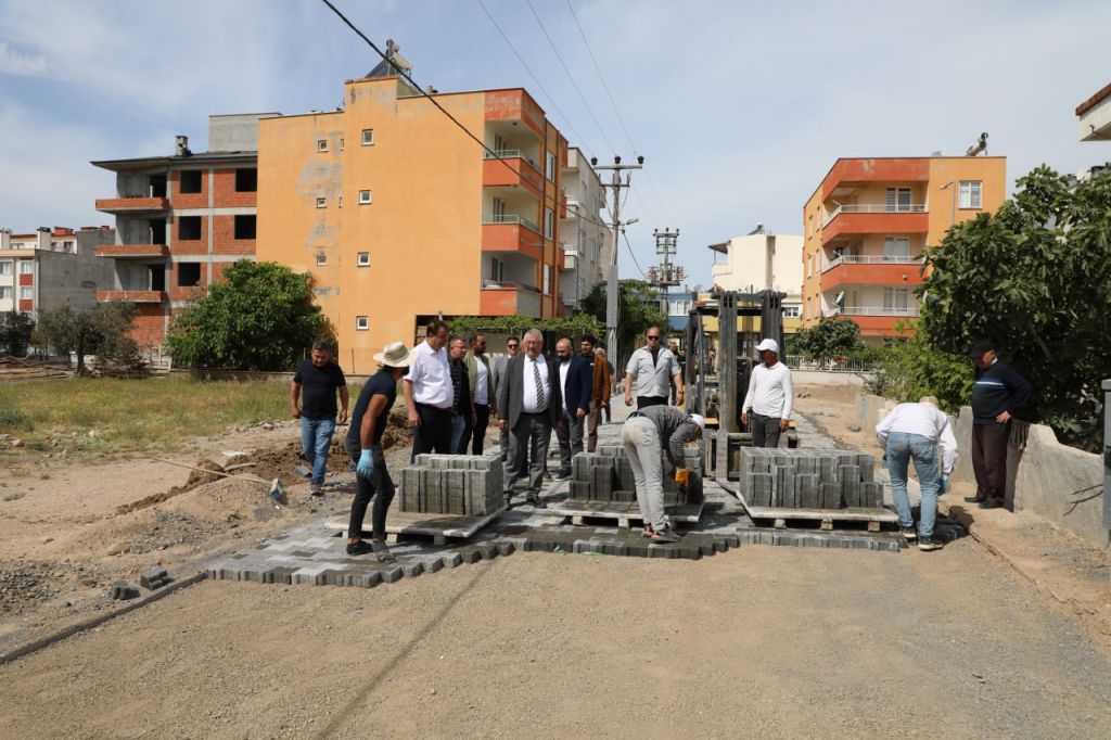 photo_2024-05-16_13-59-15 Başkan Ertaş, sahada çalışmaları inceledi