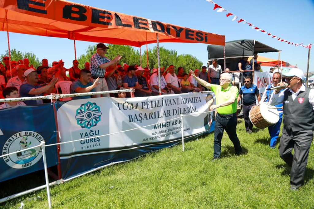 4-7 BURHANİYE’DE ATA SPOR RÜZGARI