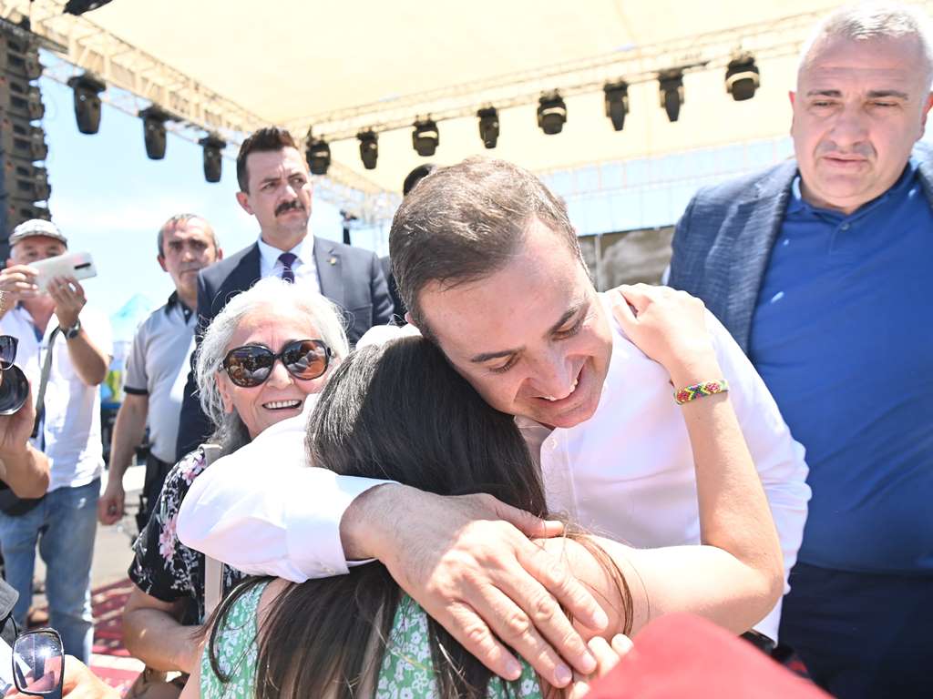 buyuksehirden_nazim_hikmet_anisina_anlamli_program___10 Büyükşehir’den, Nazım Hikmet anısına anlamlı program 