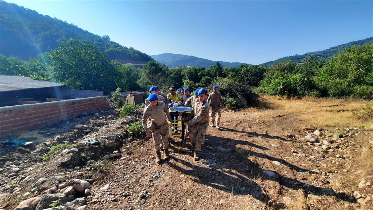 6-2 Sındırgı’da Kayıp Şahıs Jandarma Tarafından Bulundu