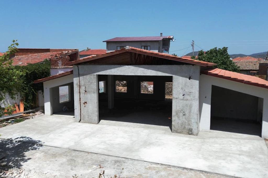 6-2 KIRSAL MAHALLELERE HİZMETLER DEVAM EDİYOR