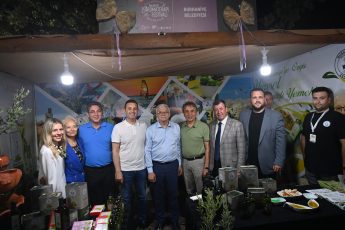 balikesir_5._aromaterapi_festivali_kapilarini_araladi_11-345x230 Balıkesir 5. Aromaterapi Festivali kapılarını araladı