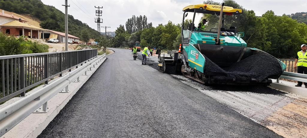 buyukdagdere-sindirgi Büyükşehir, 4 ayda 30 kilometre yol yaptı