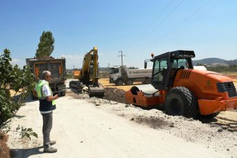 kepsut-osmaniye-kalburcu_11-345x230 Büyükşehir, 4 ayda 30 kilometre yol yaptı