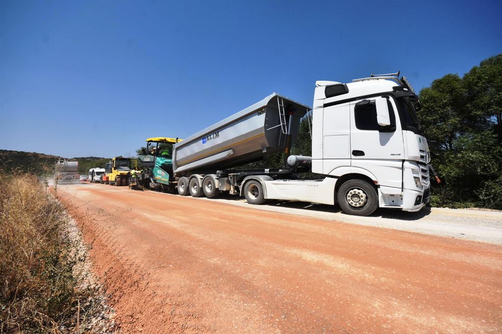 kepsut-recepkoy_1 Büyükşehir, 4 ayda 30 kilometre yol yaptı