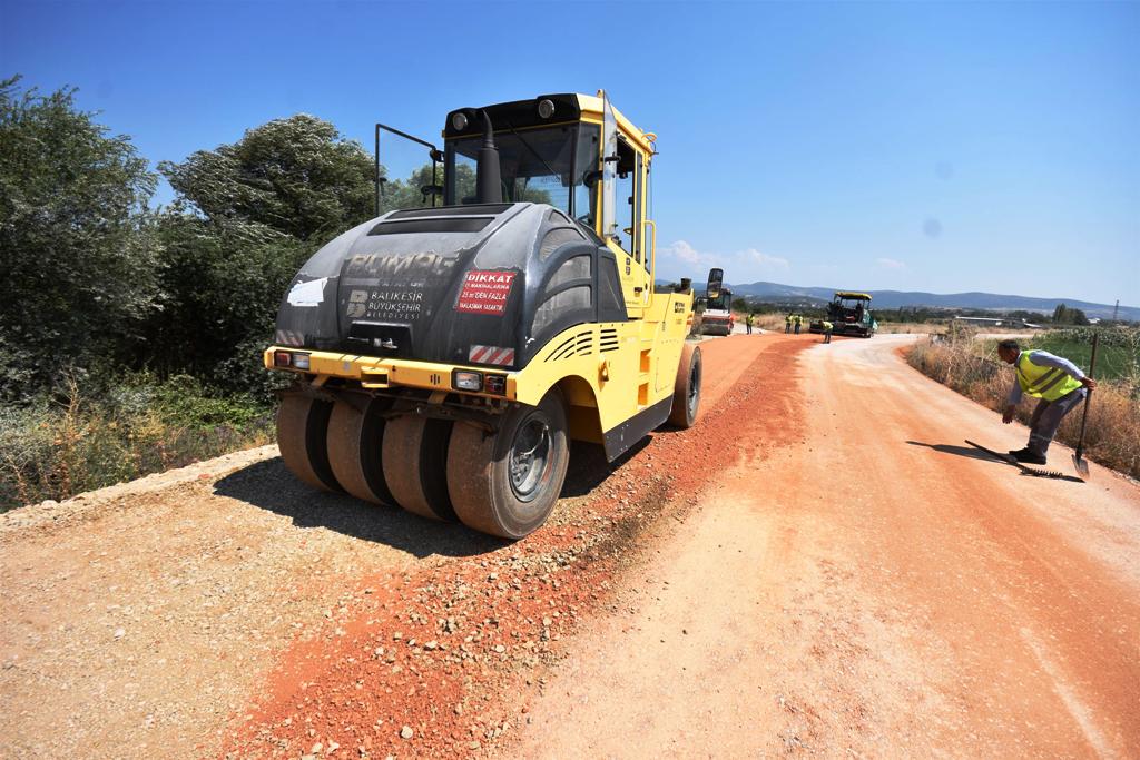 kepsut-recepkoy_3 Büyükşehir, 4 ayda 30 kilometre yol yaptı