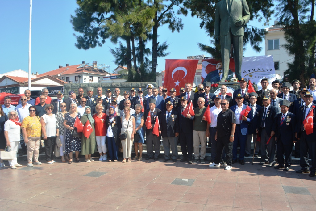 AYVALIK’TA KIBRIS BARIŞ HAREKÂTI’NIN 50. YILDÖNÜMÜ COŞKUSU