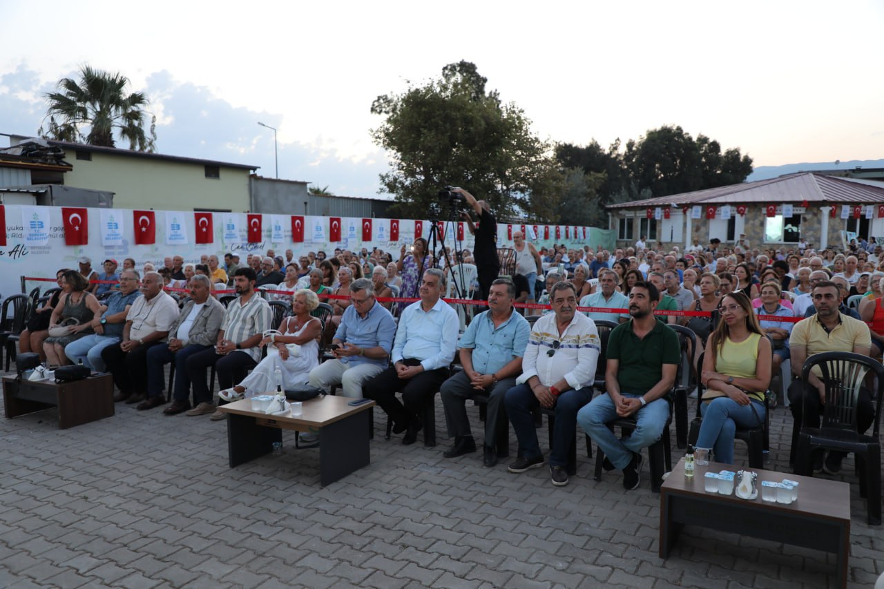 Edremit Kitap Fuarı’nda dolu dolu ikinci gün